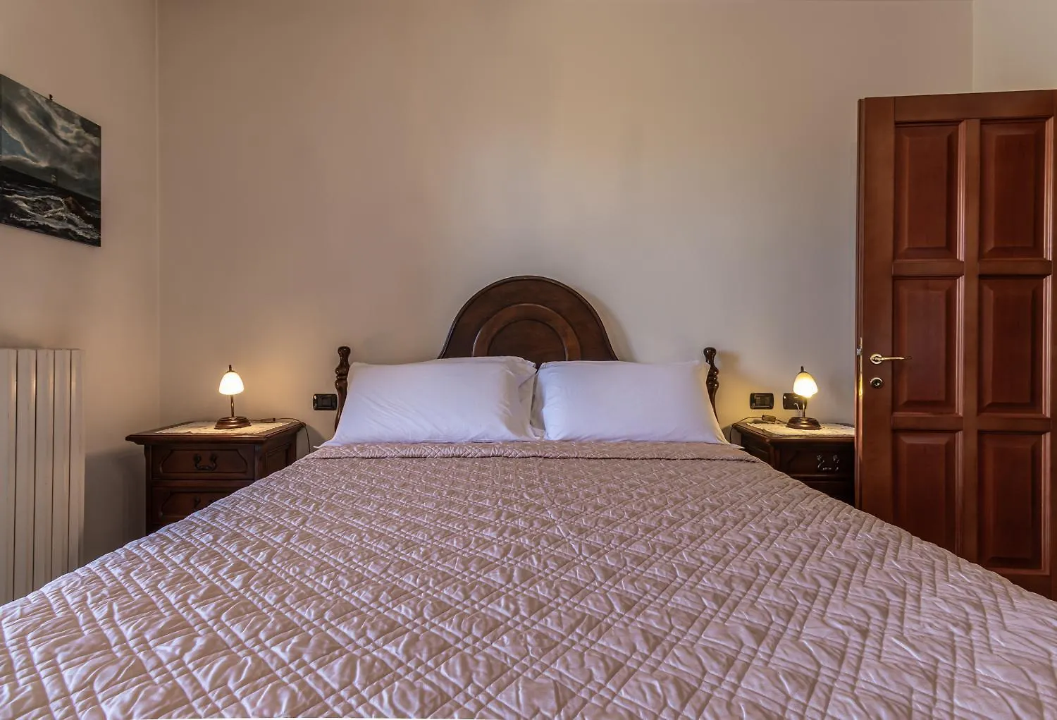 Suite Magenta - Affitti Brevi Italia Modena 0*,  Italy