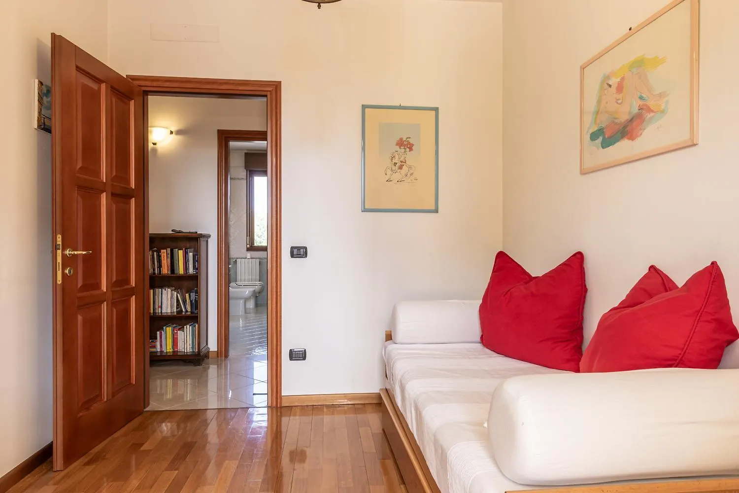 Suite Magenta - Affitti Brevi Italia Modena 0*,